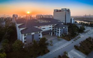 广东高考多少分报考长安大学？2024年历史类最低571分 物理类录取分567分